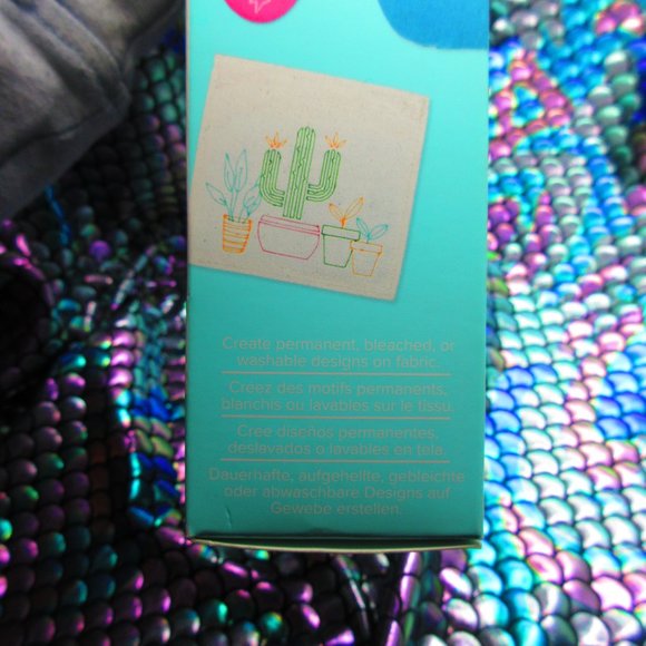 We R Memory Keepers Fabric Quill Kit - Picture 7 of 10